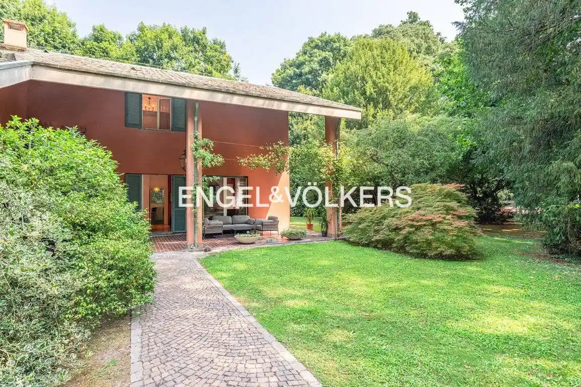 Villa in vendita a Monza