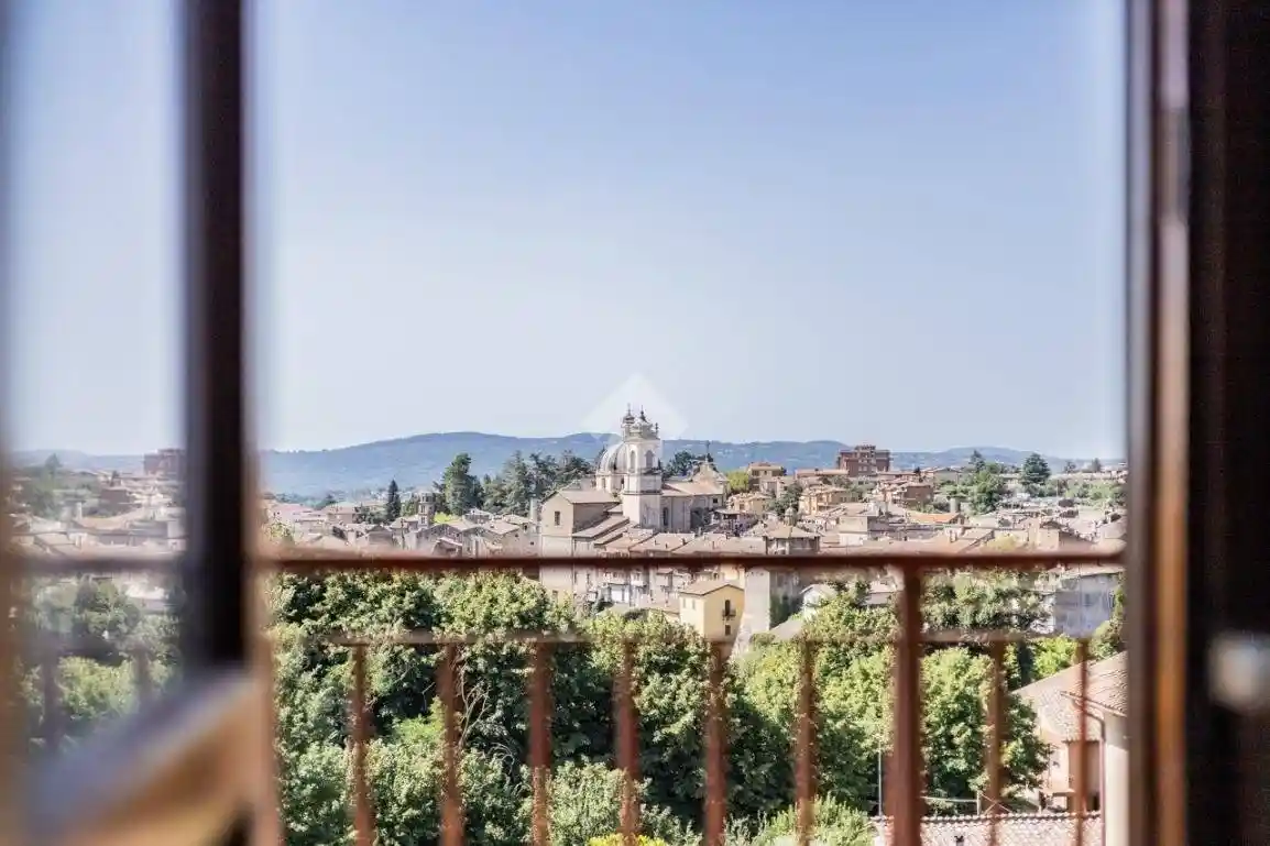 Appartamento in vendita a Ronciglione