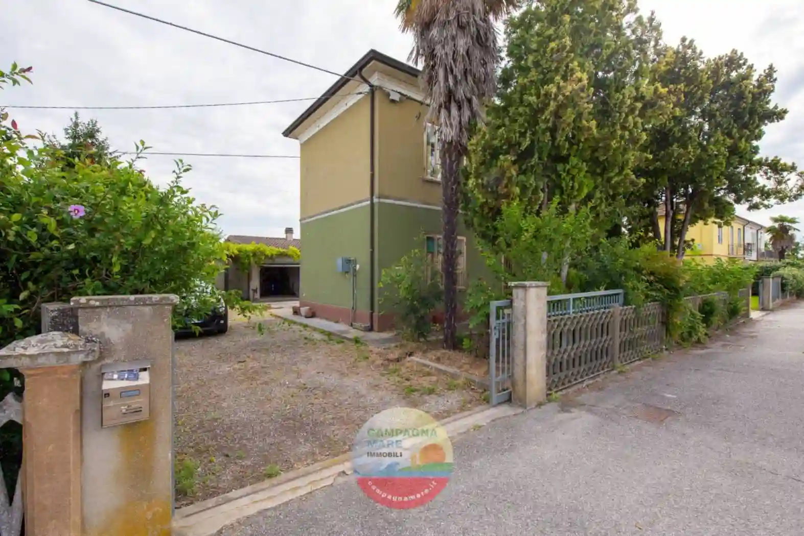Villa - foto 2