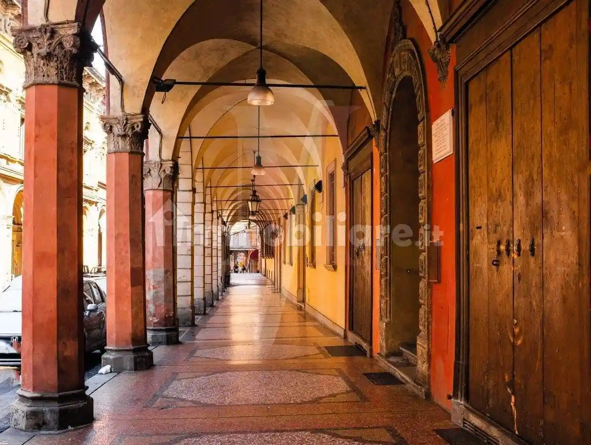Appartamento in vendita a Bologna