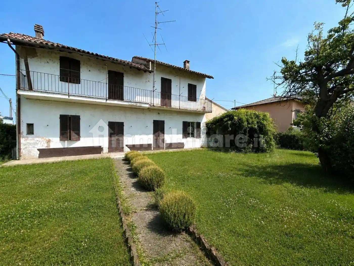 Villa in vendita a Robbio