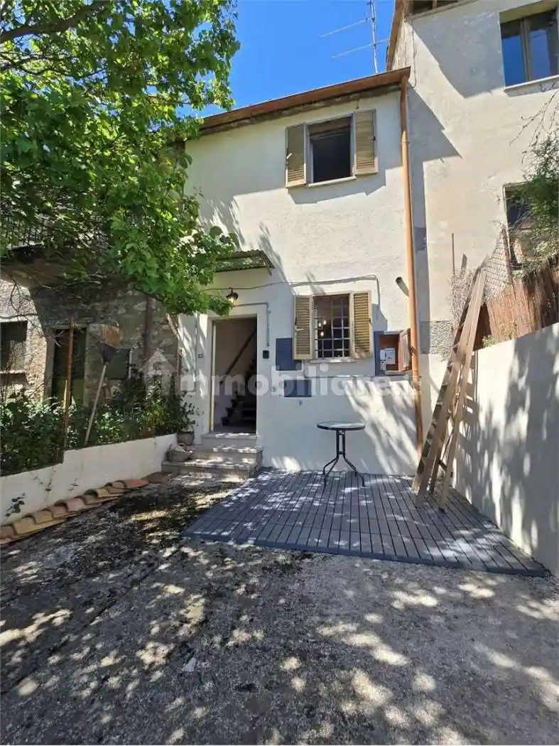 Casa indipendente in vendita a Amelia
