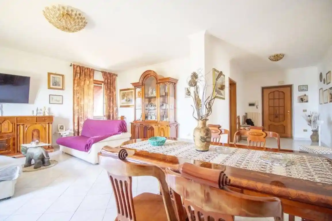 Appartamento in vendita a Palombara Sabina