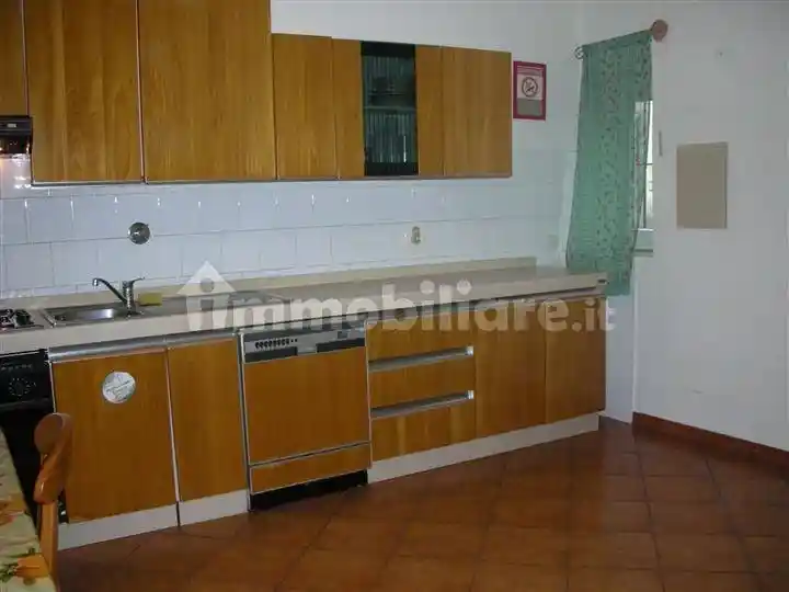 Casa indipendente in vendita a Campi Bisenzio