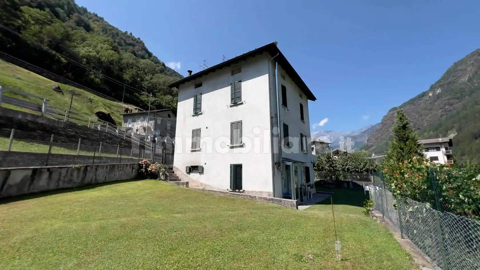 Appartamento in vendita a Torre di Santa Maria