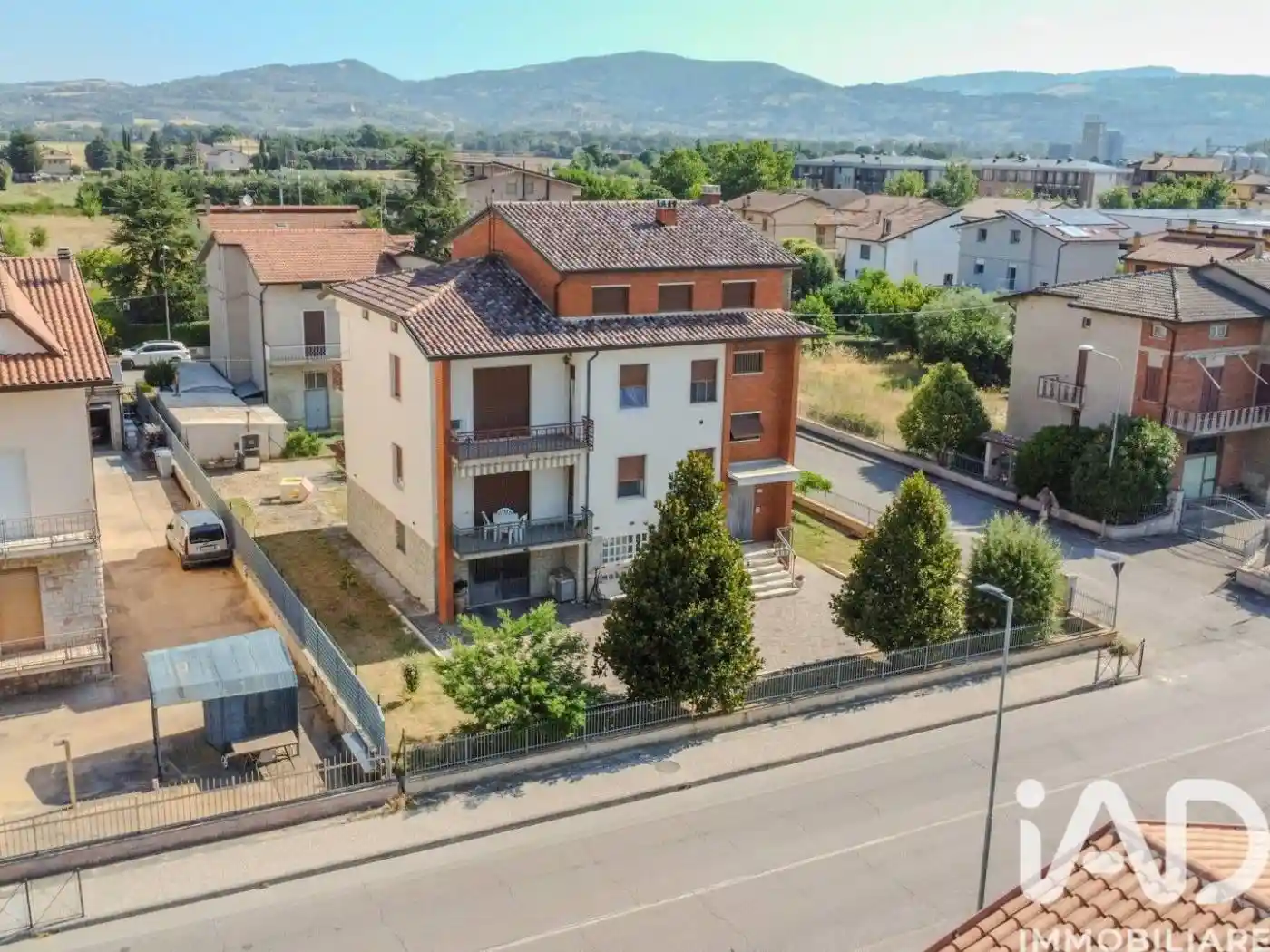 Casa indipendente in vendita a Bastia Umbra
