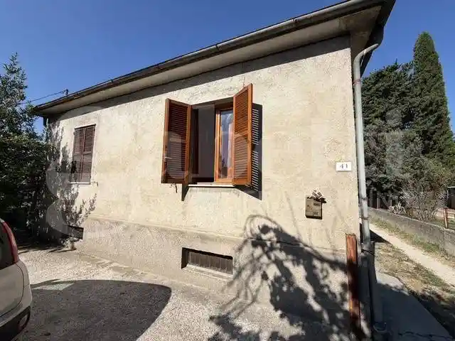 Casa indipendente in vendita a Terni