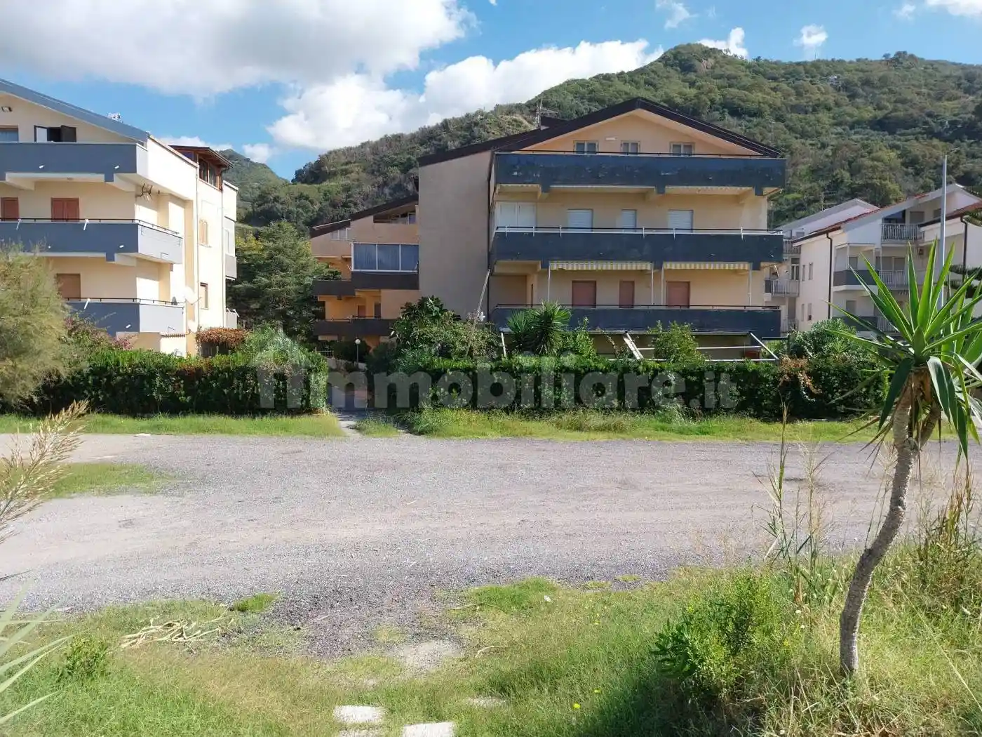 Appartamento in vendita a Falconara Albanese