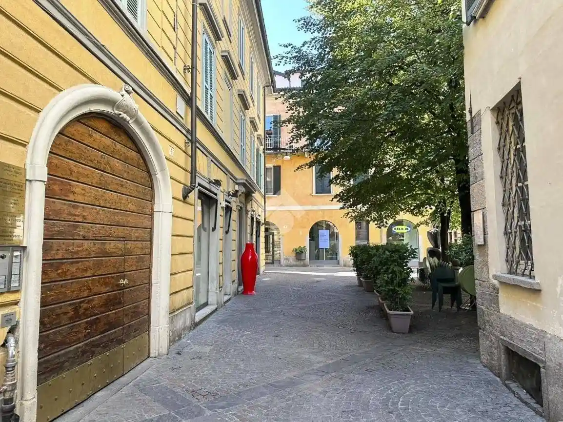 Appartamento in vendita a Varese