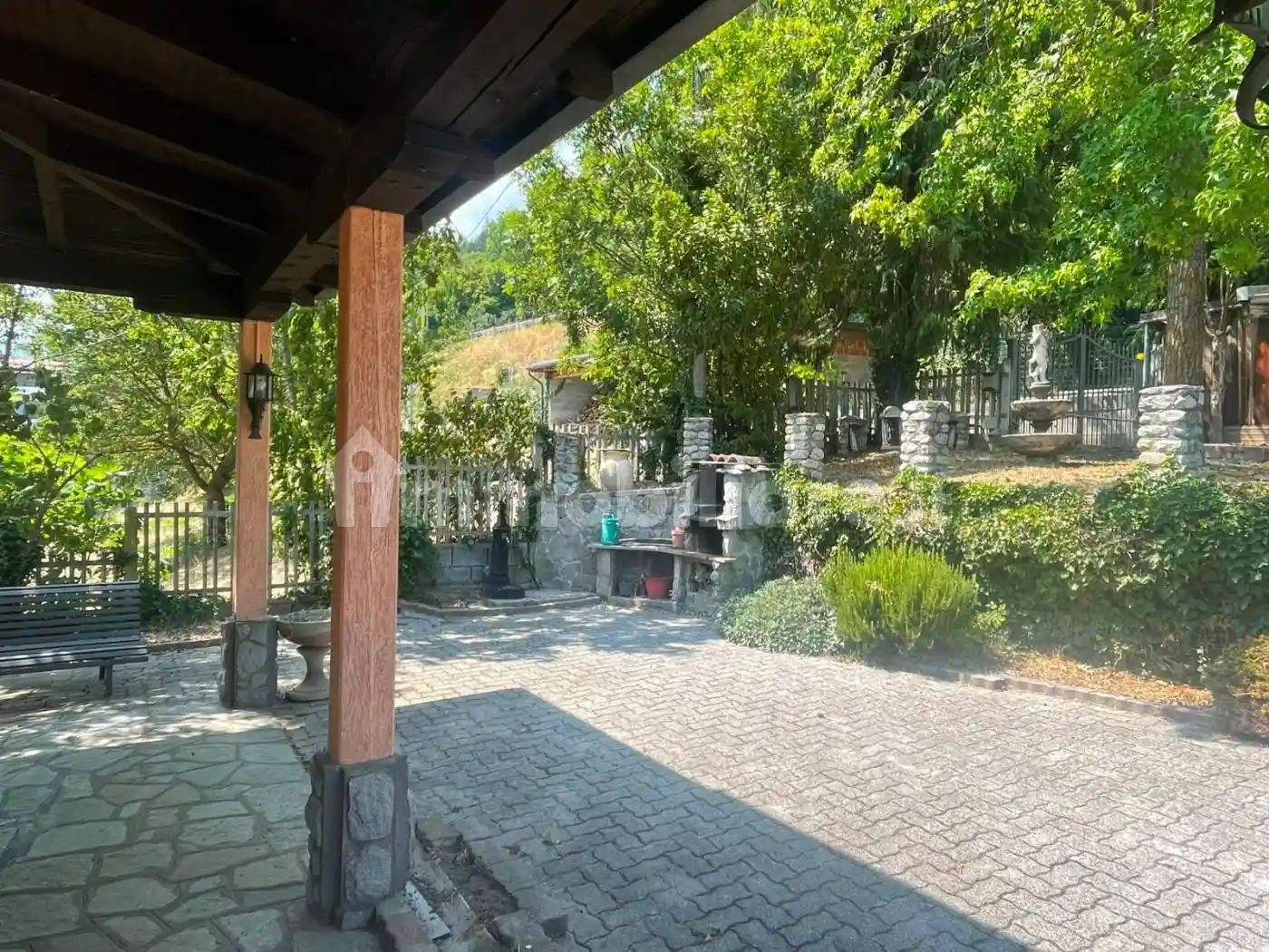 Villa in vendita a Aisone