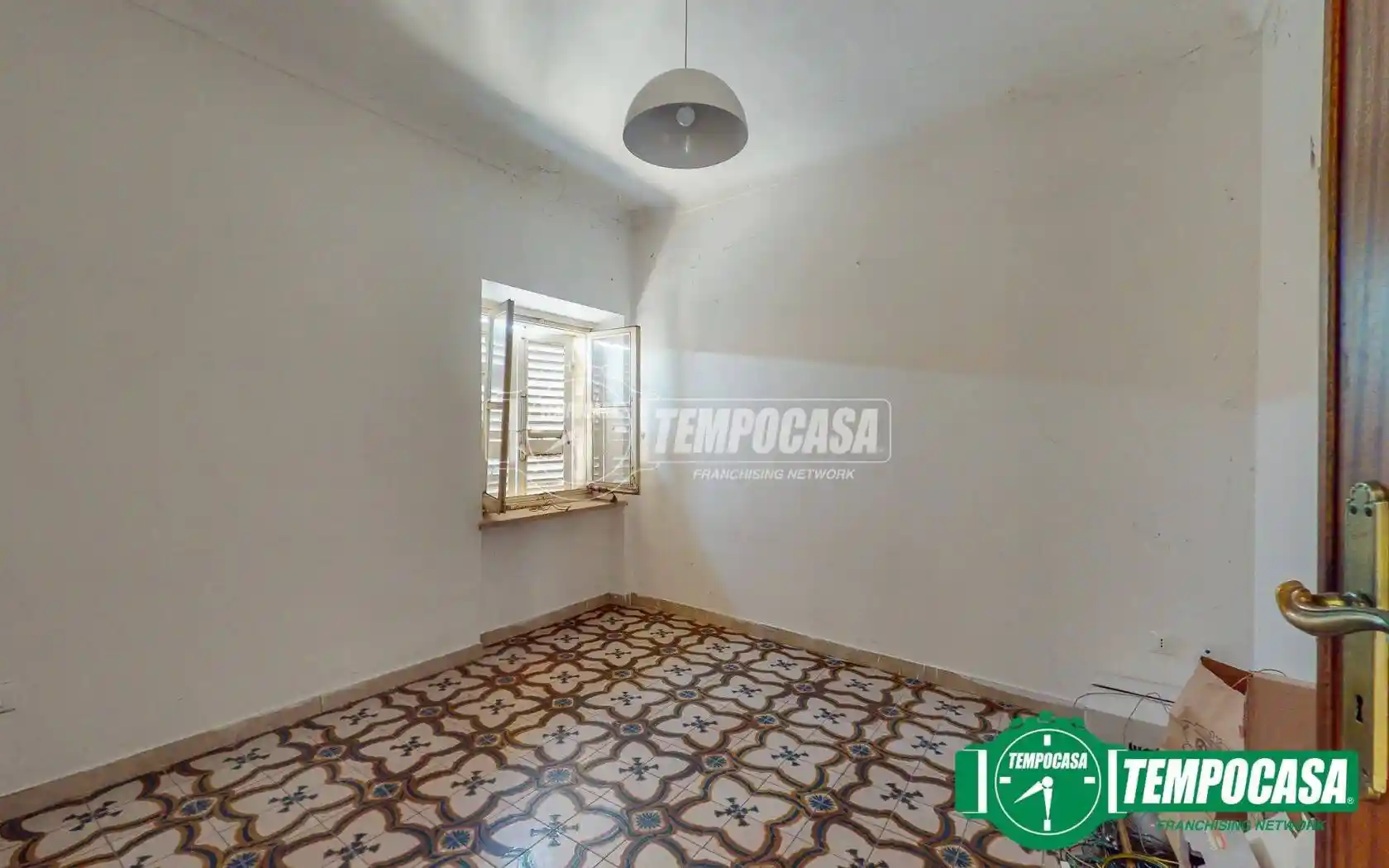 Appartamento in vendita a Valenza