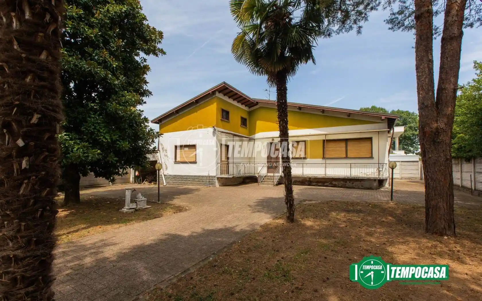 Villa in vendita a Magnago