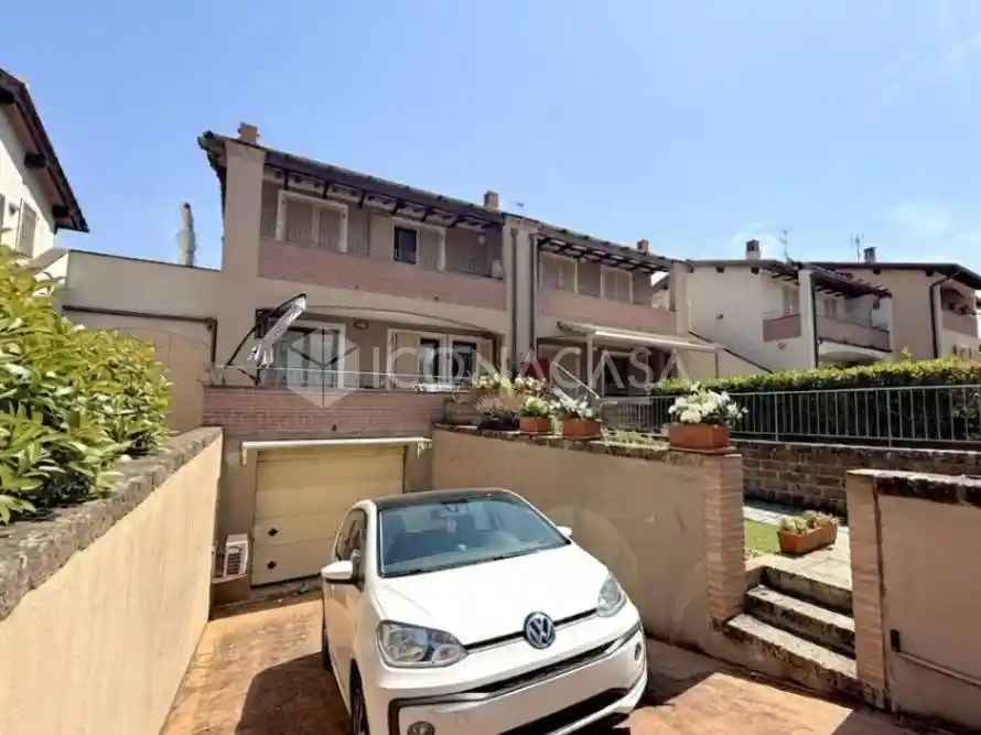 Casa indipendente in vendita a Montopoli in Val d'Arno