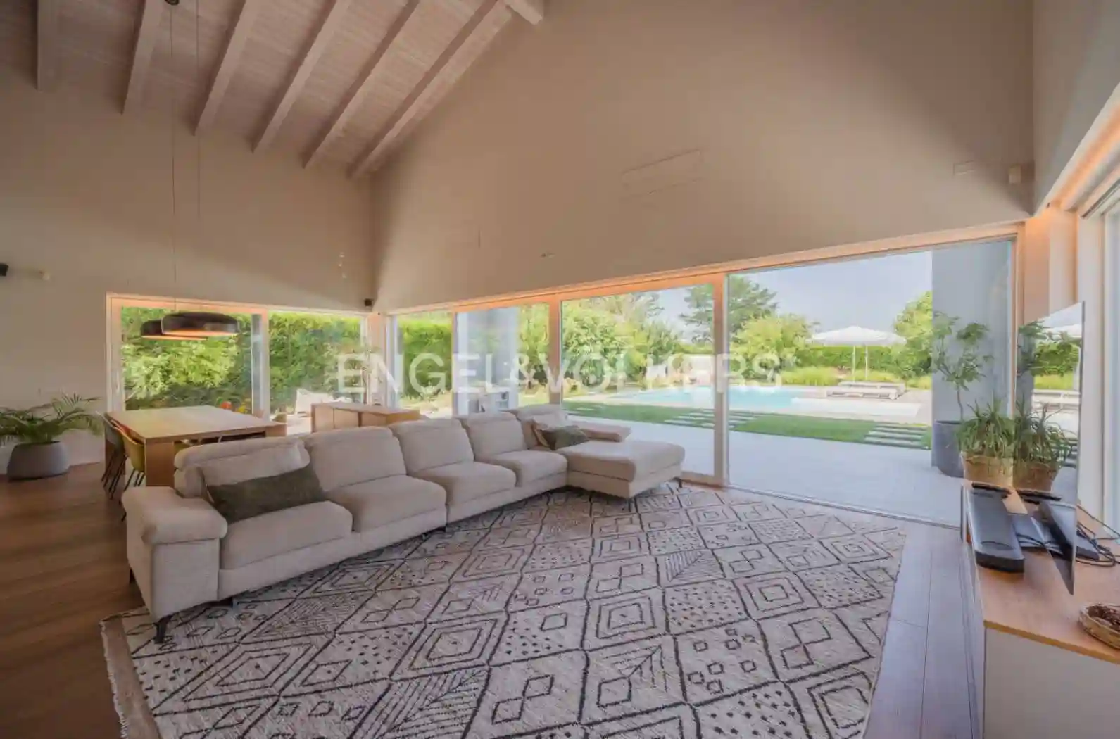 Villa - foto 4