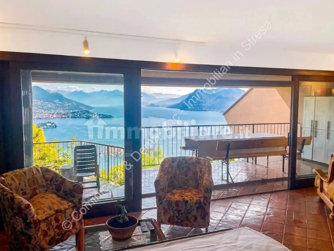 Appartamento in vendita a Stresa