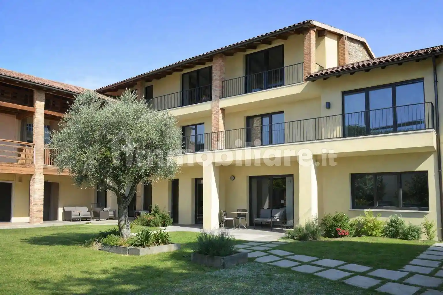 Appartamento in vendita a Madone