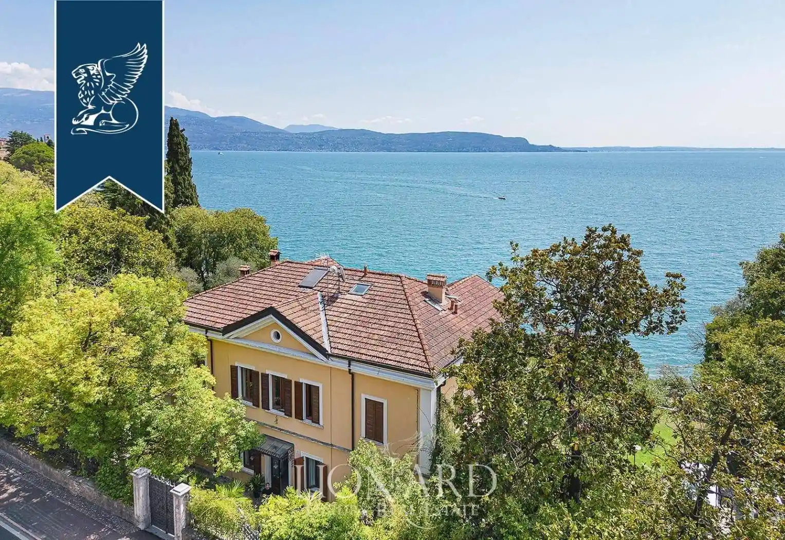 Appartamento in vendita a Gardone Riviera