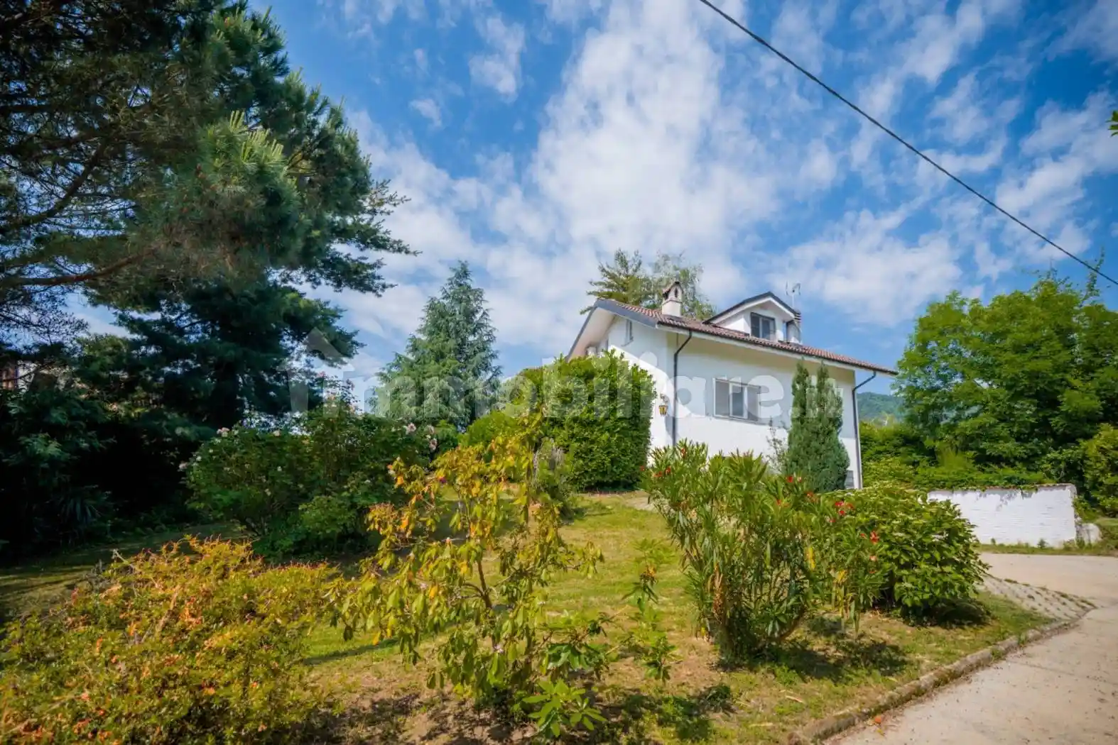 Villa in vendita a Roletto