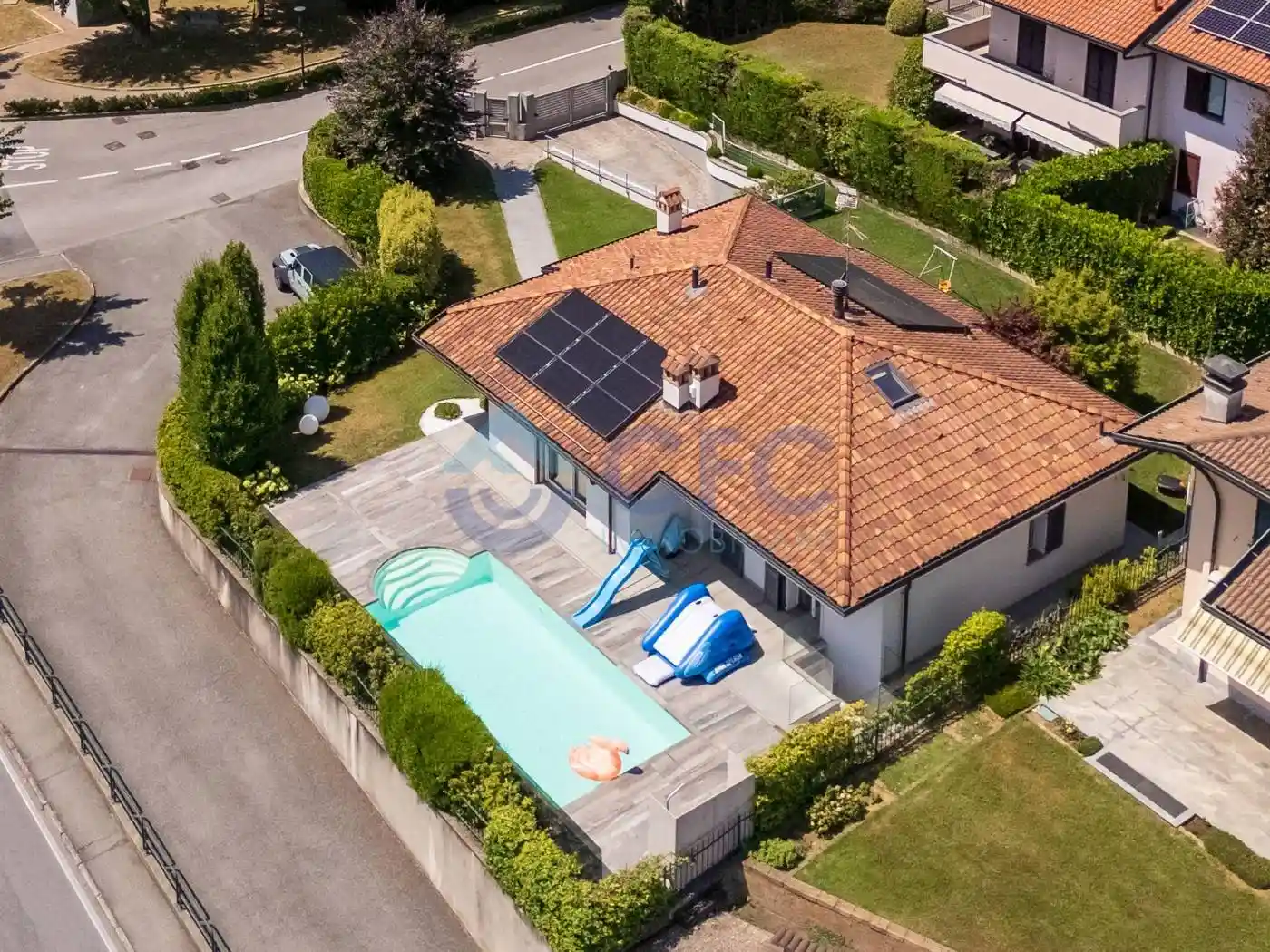 Villa in vendita a Garbagnate Monastero