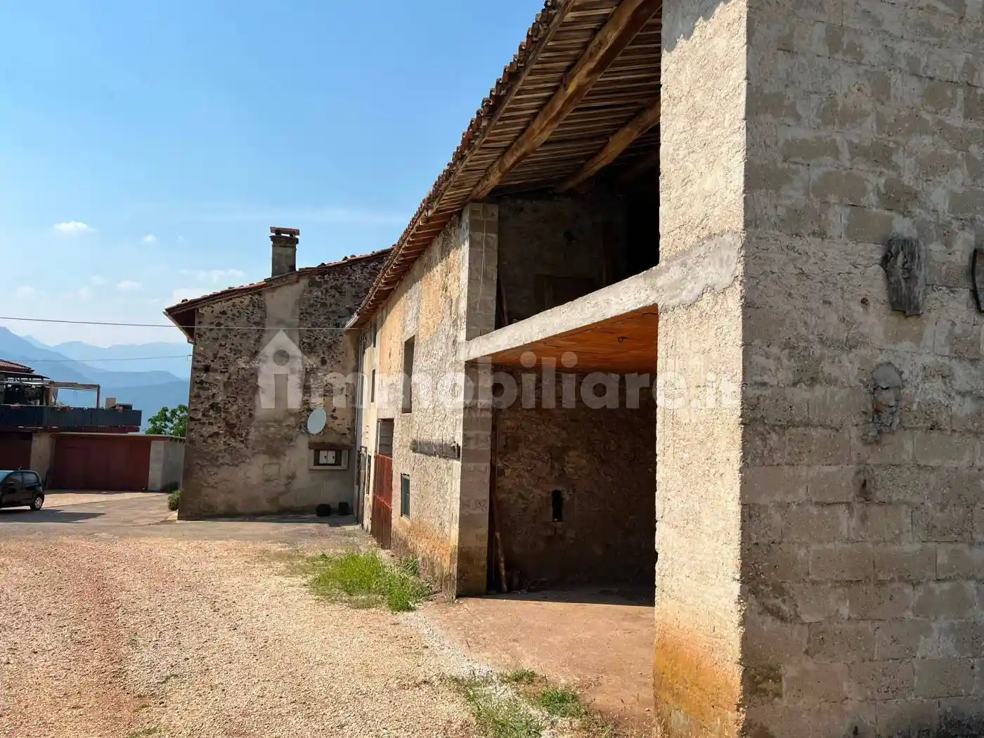 Rustico - Casale in vendita a Cornedo Vicentino