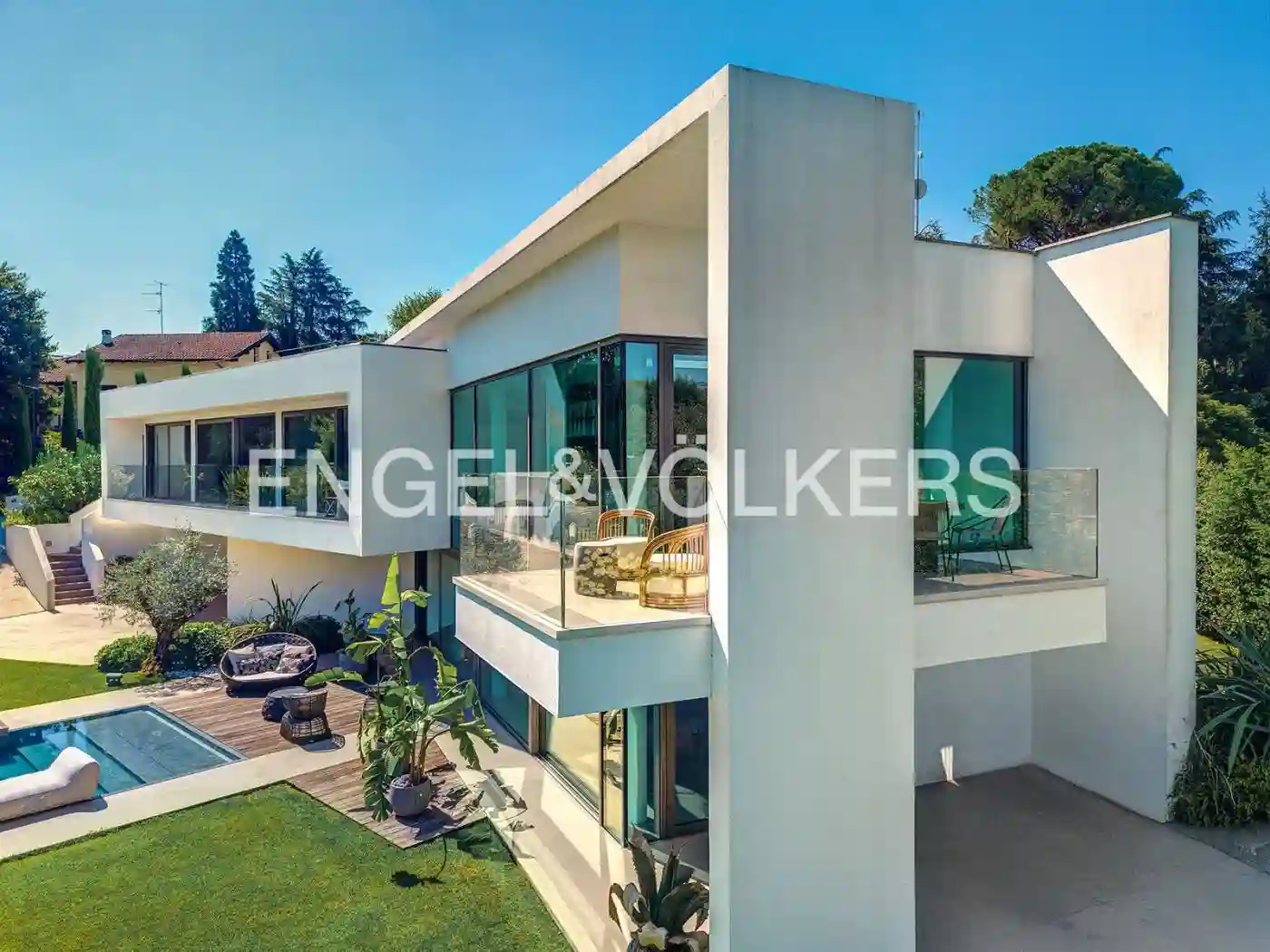 Villa - foto 2
