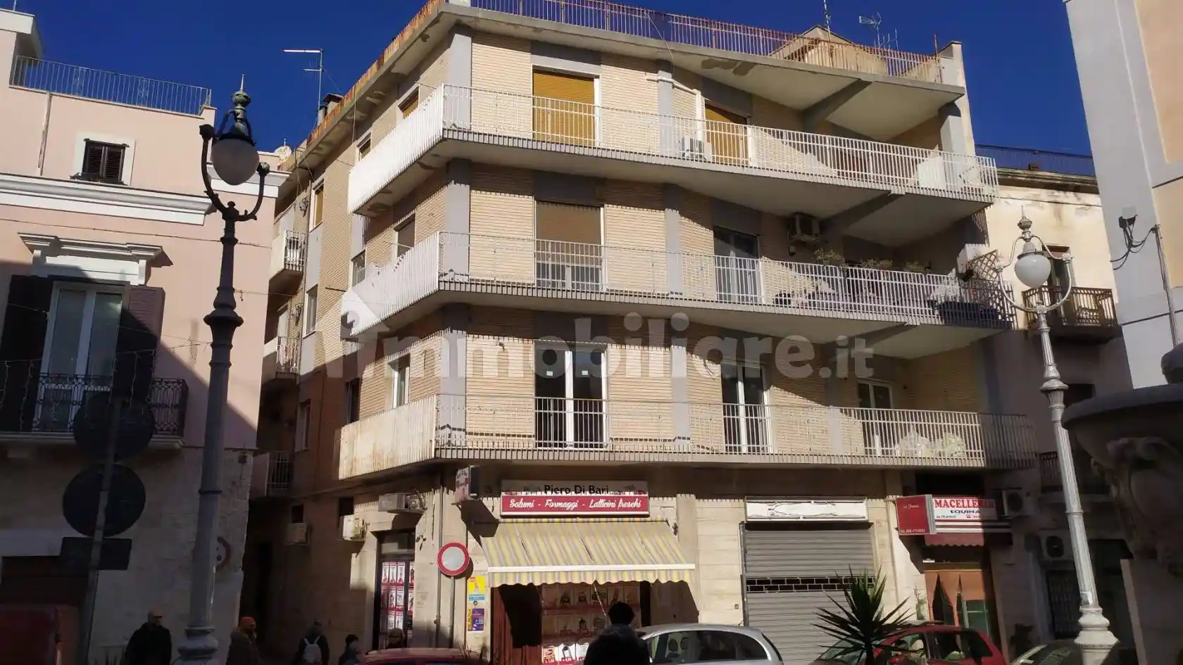 Appartamento in vendita a Mola di Bari