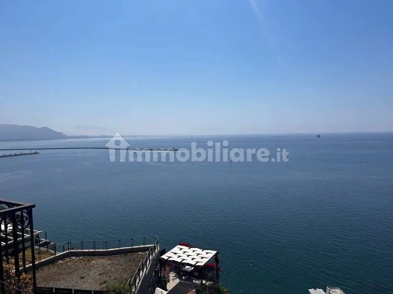 Appartamento in vendita a Vietri sul Mare