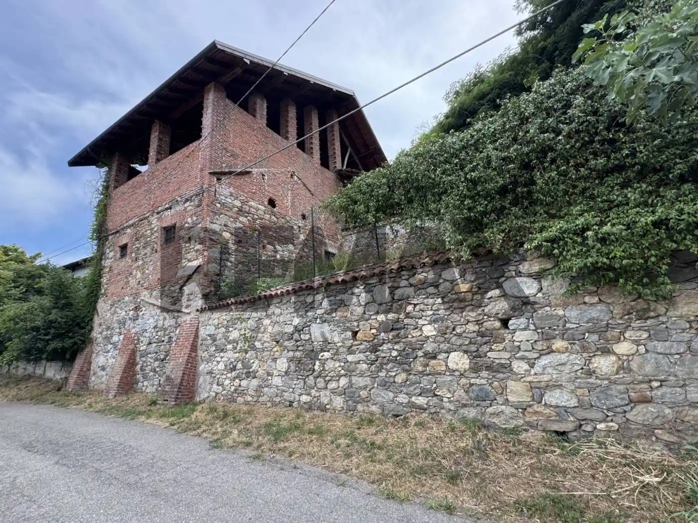 Rustico - Casale in vendita a Cureggio