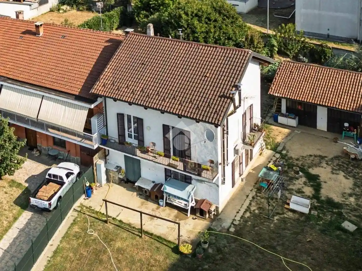 Casa indipendente in vendita a Chieri