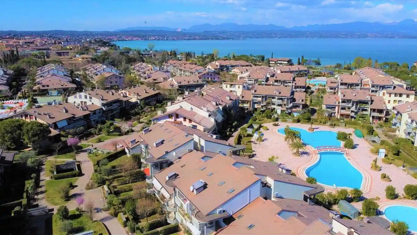 Appartamento in vendita a Desenzano del Garda