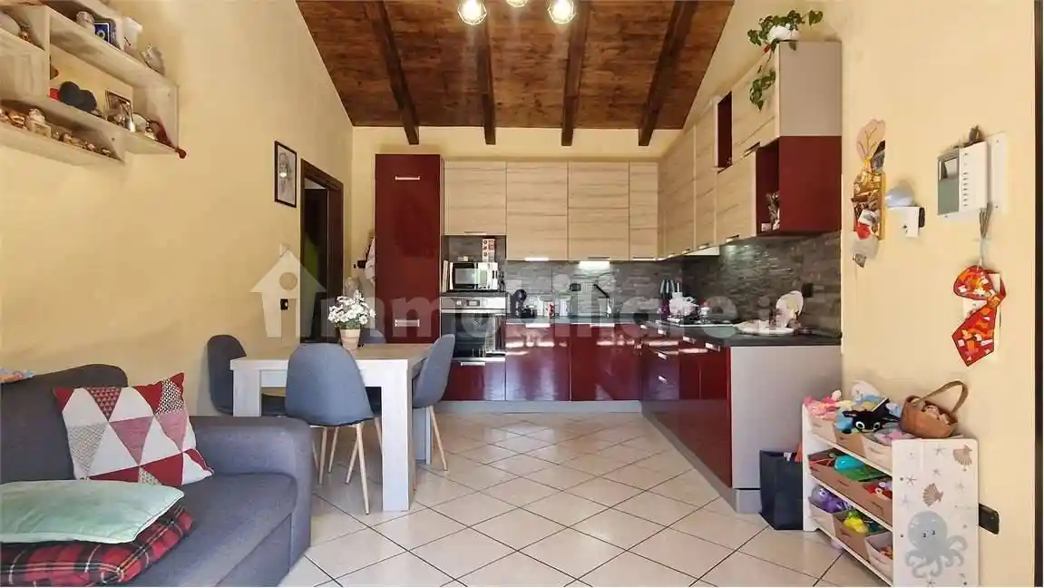 Appartamento in vendita a Borgomanero