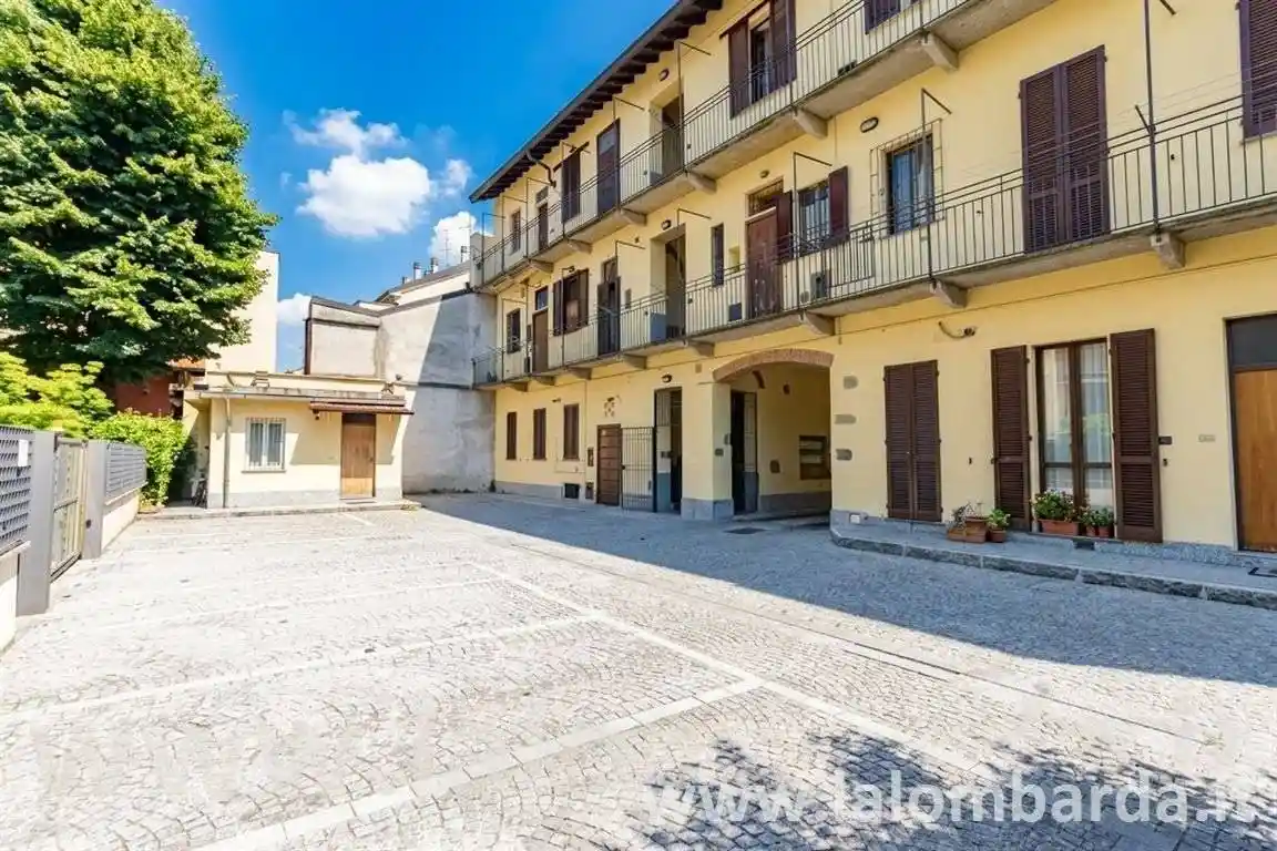 Appartamento in vendita a Monza