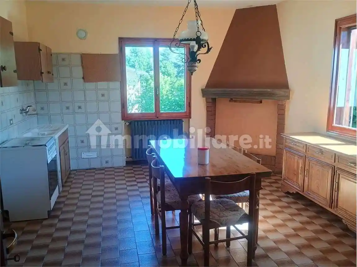 Casa indipendente in vendita a Pavullo nel Frignano
