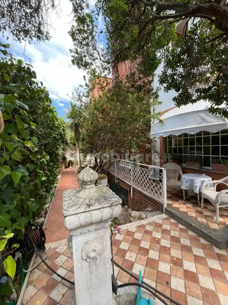 Villa in vendita a Roma