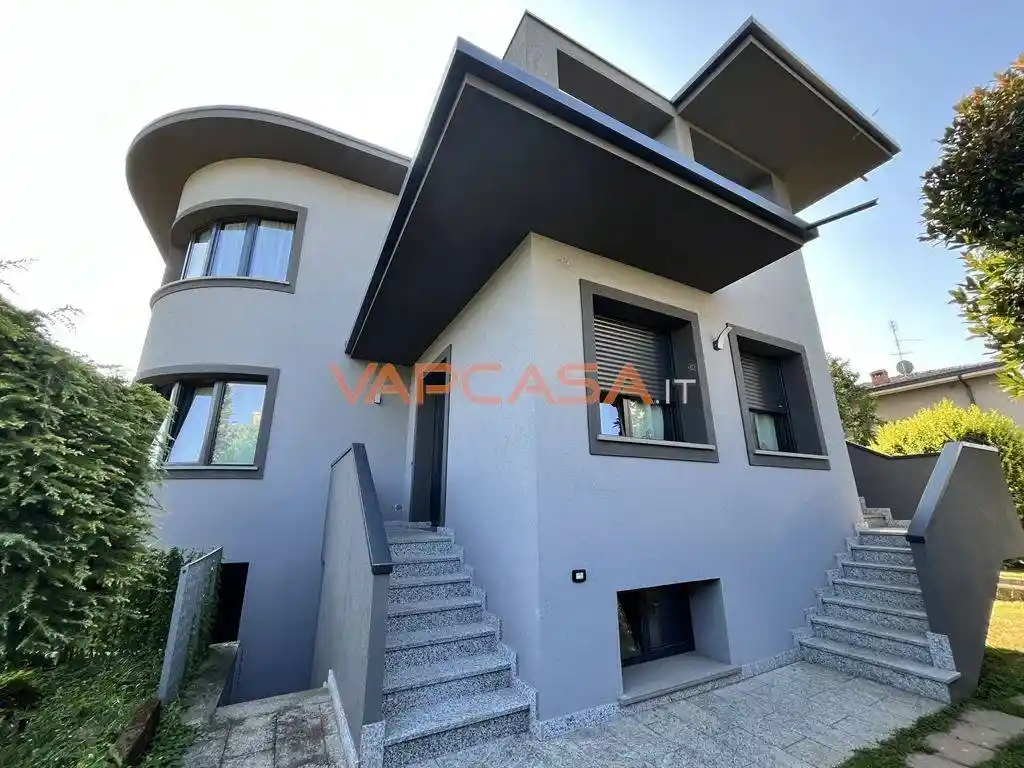 Villa in vendita a Bariano