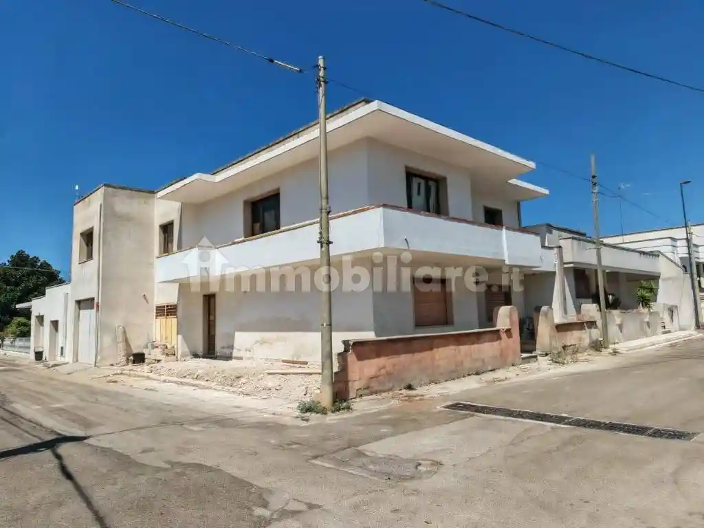 Casa indipendente in vendita a Alliste