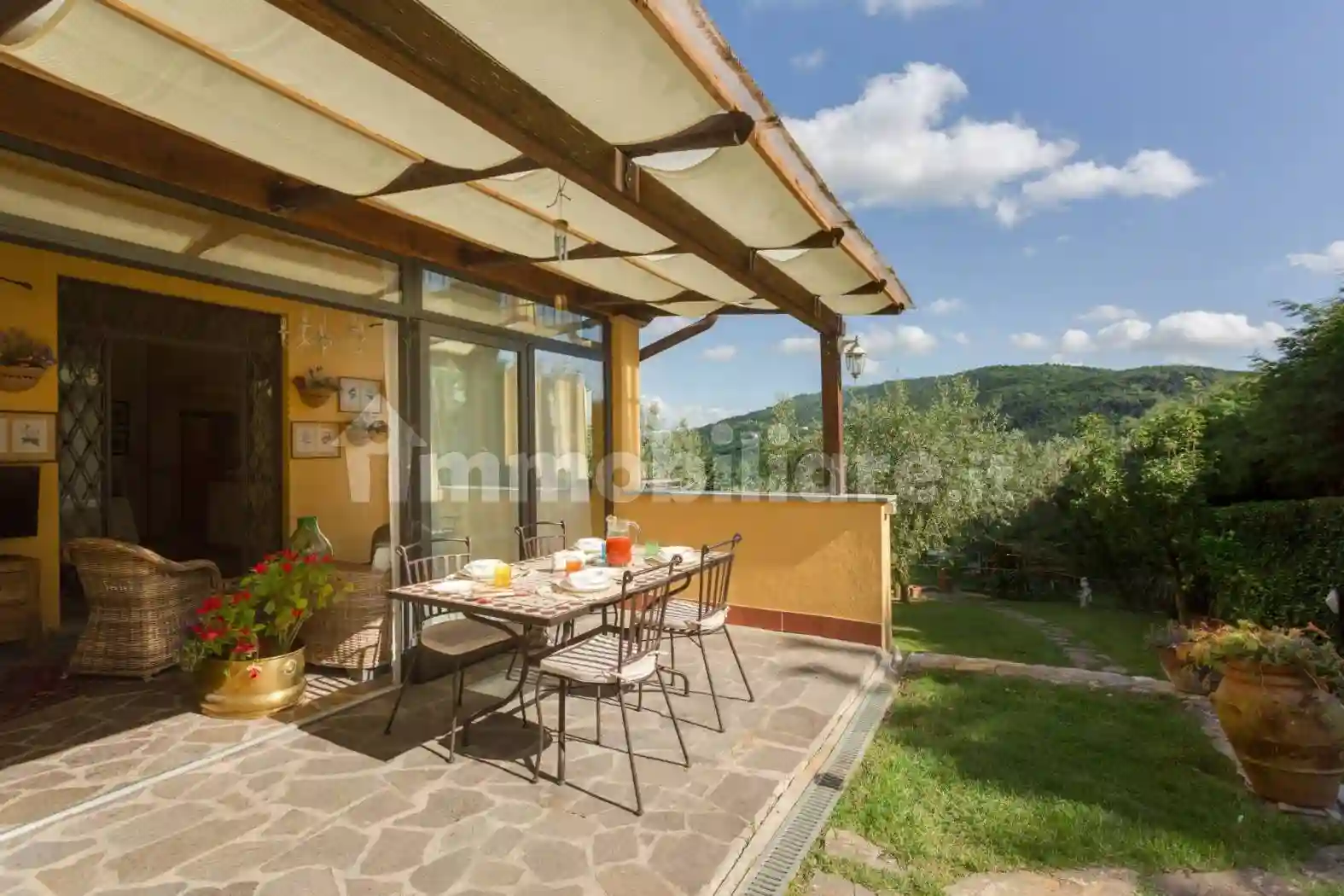Villa - foto 2