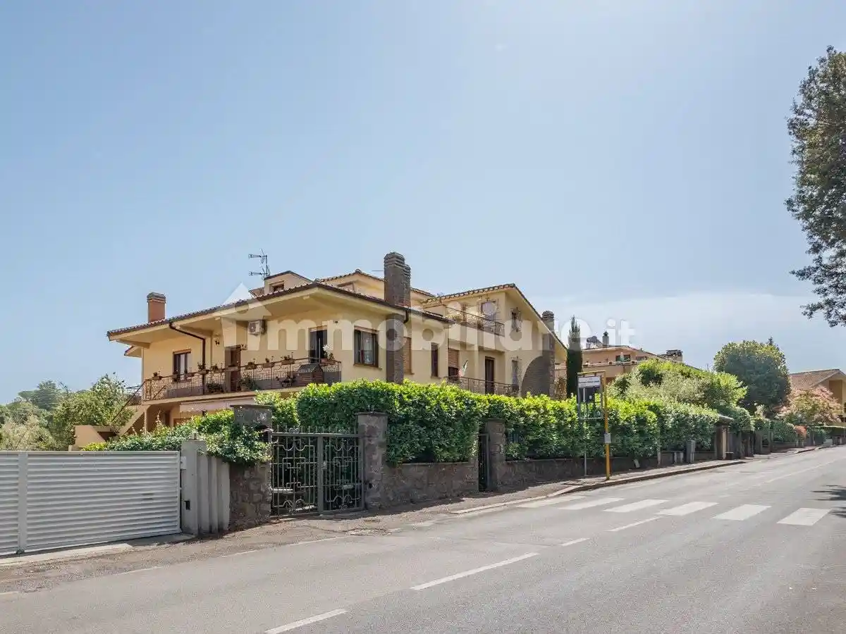 Villa in vendita a Viterbo