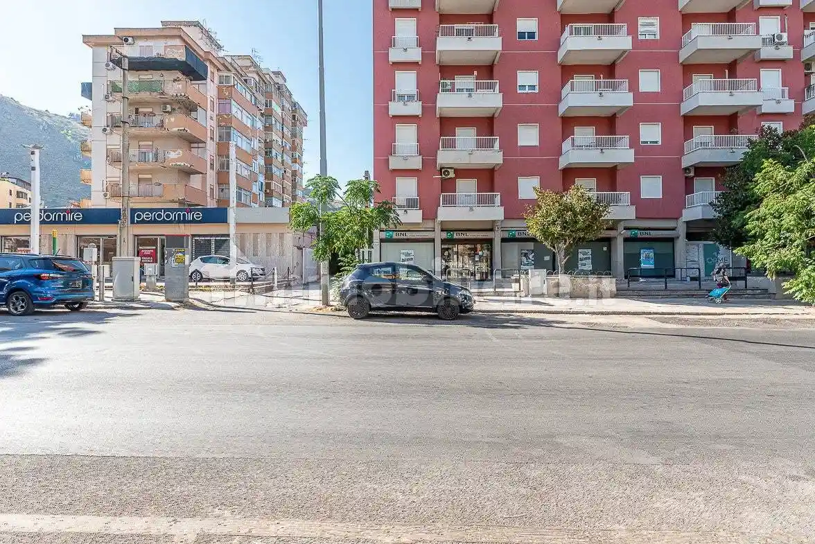 Appartamento in vendita a Palermo