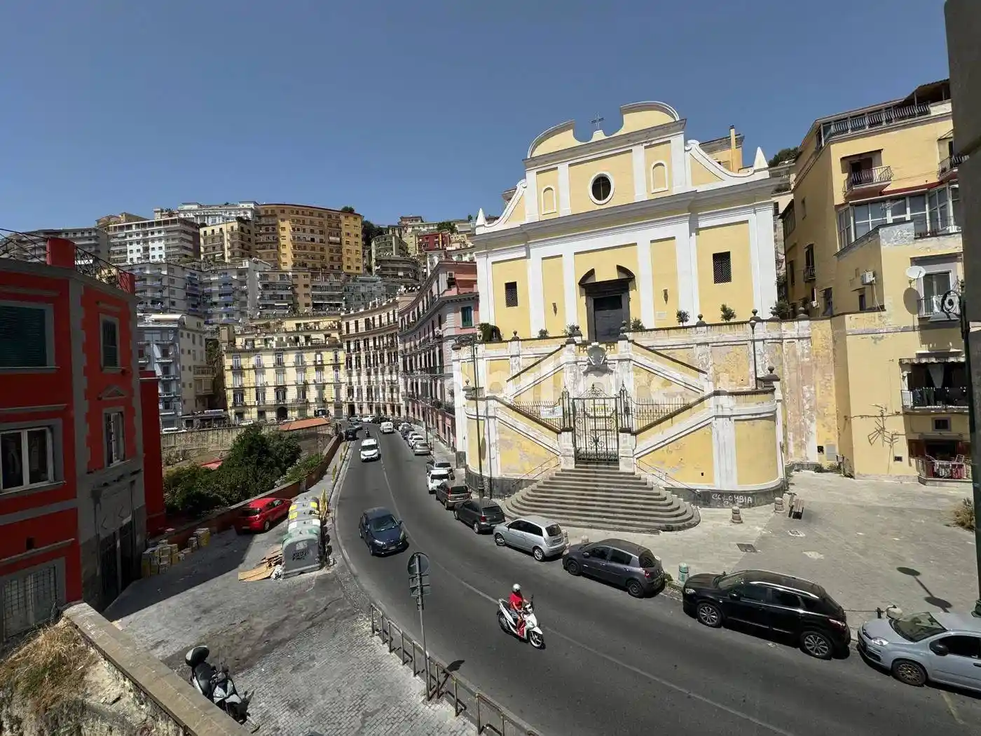 Appartamento in vendita a Napoli