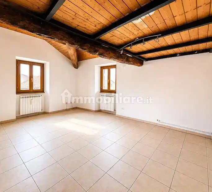 Appartamento in vendita a Mariano Comense