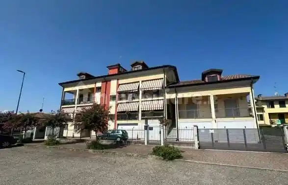 Appartamento in vendita a Voghera