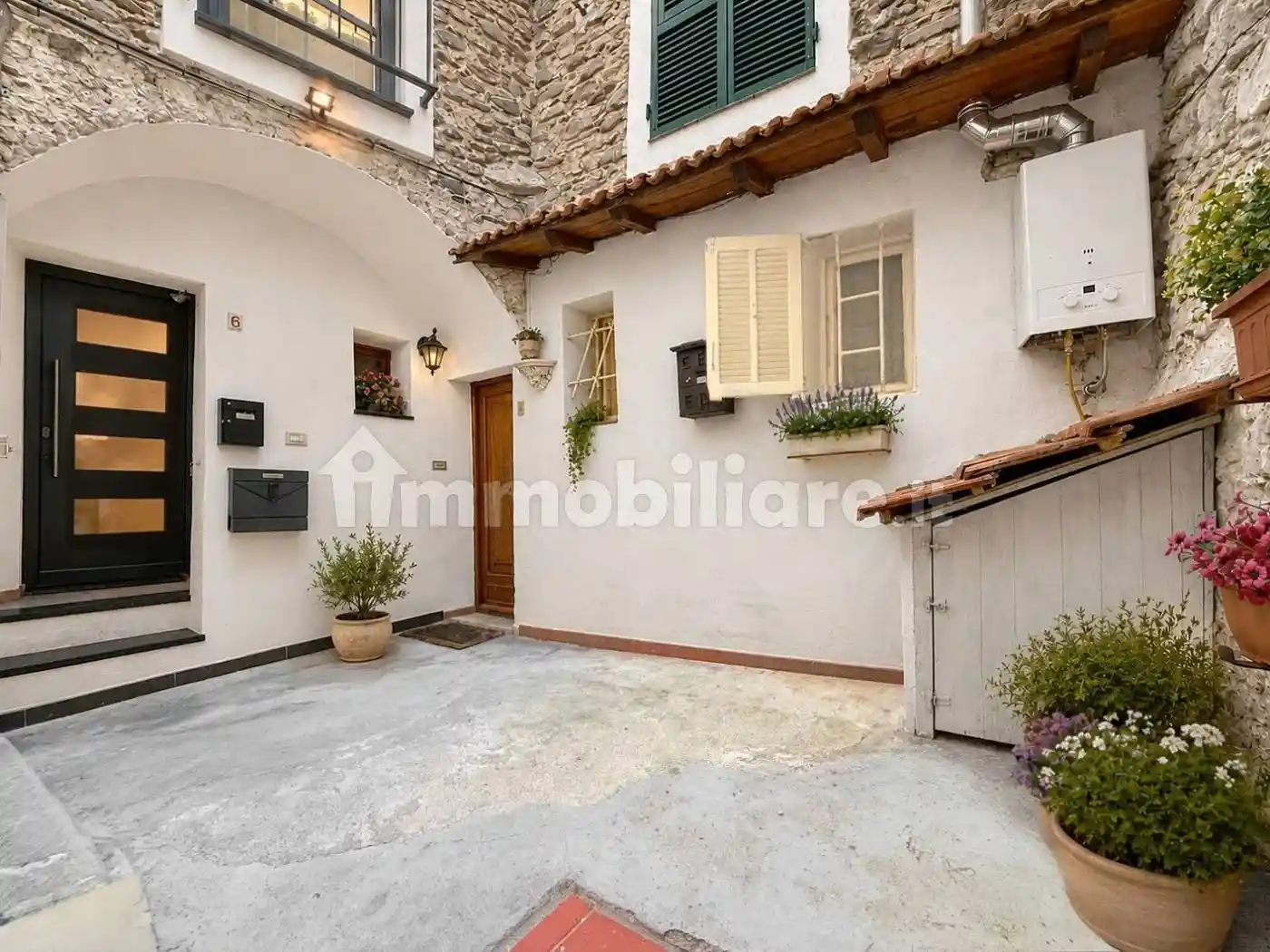 Appartamento in vendita a Dolceacqua