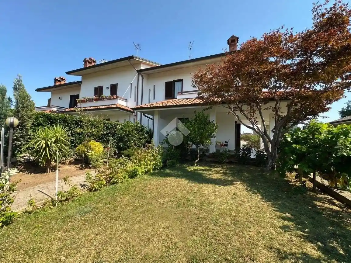 Villetta a schiera in vendita a Grezzago