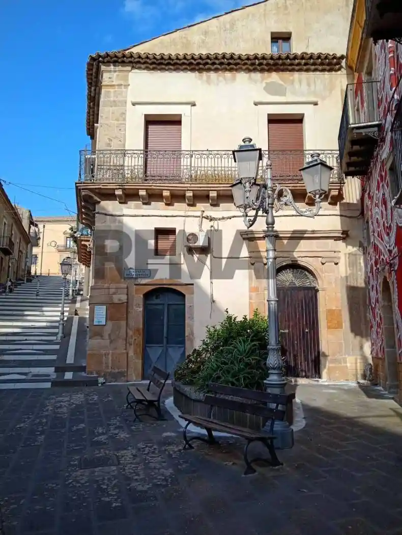 Casa indipendente in vendita a Mirabella Imbaccari