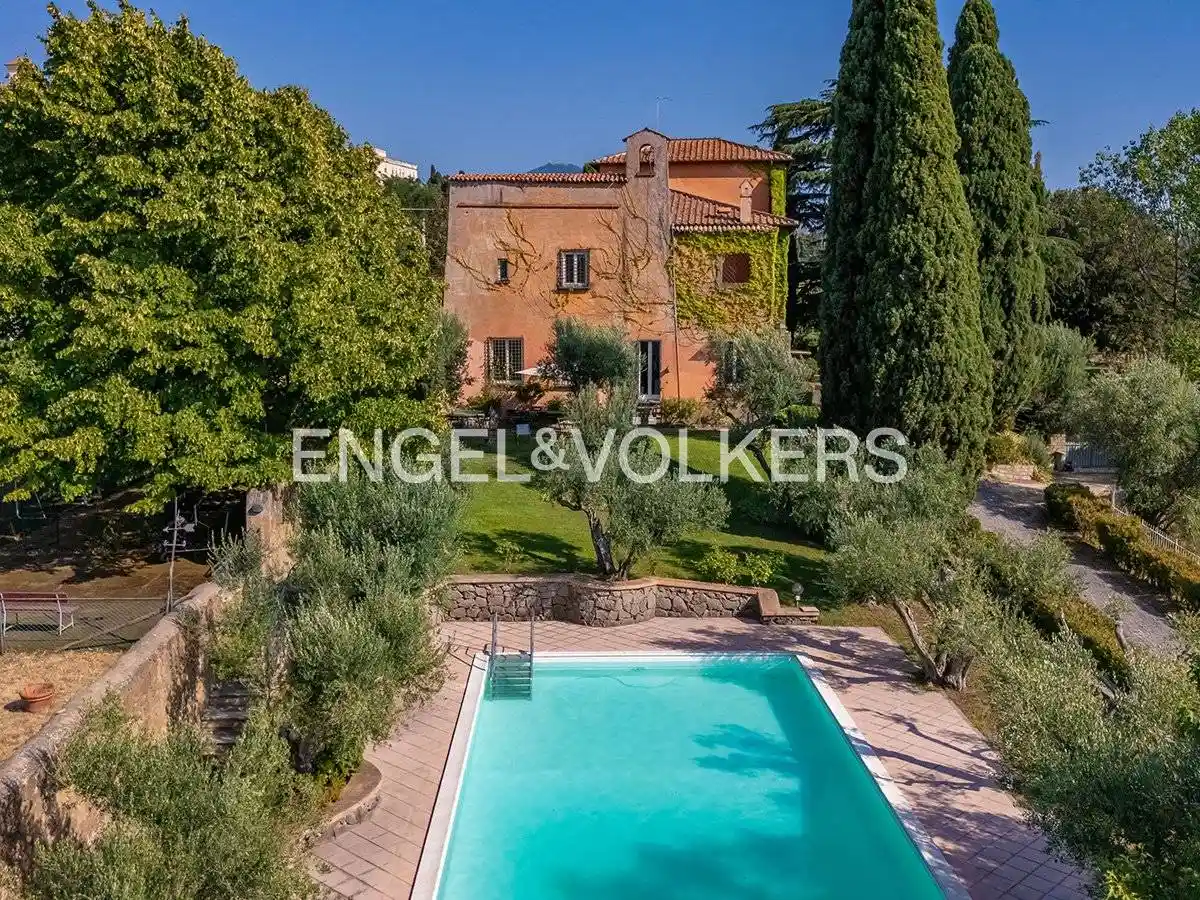 Villa in vendita a Grottaferrata