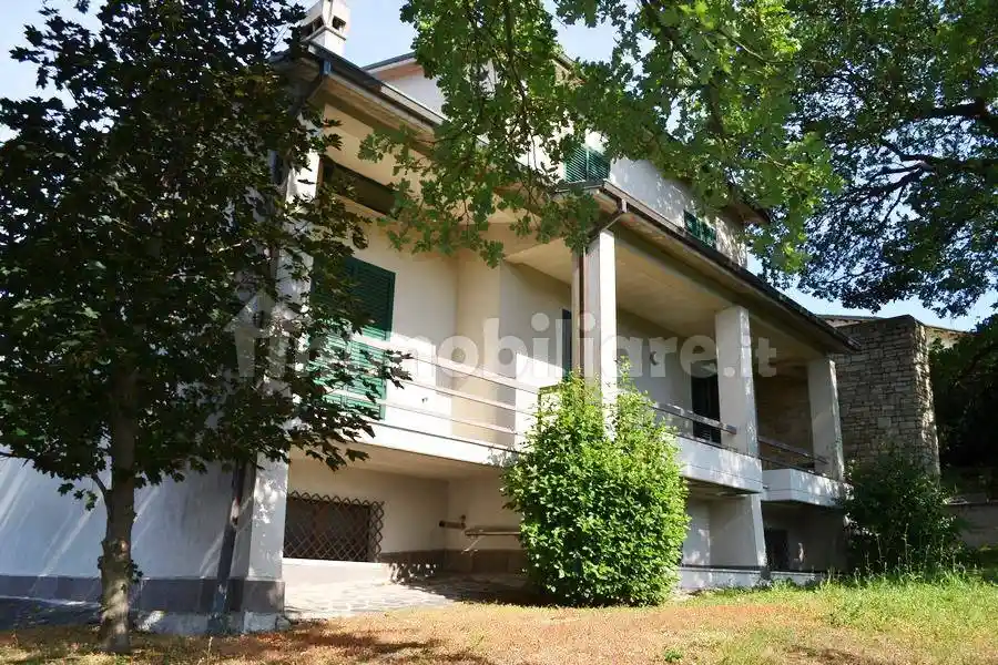 Villa in vendita a Cagli