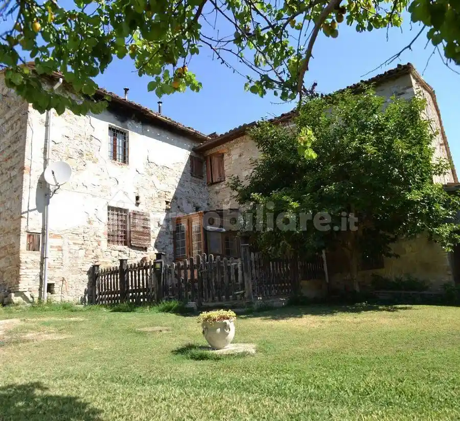 Rustico - Casale in vendita a Fermignano
