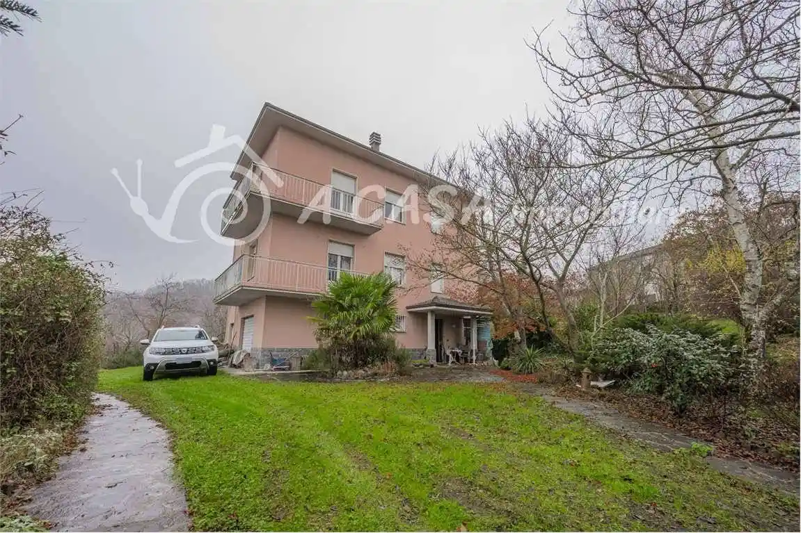 Villa in vendita a Terenzo