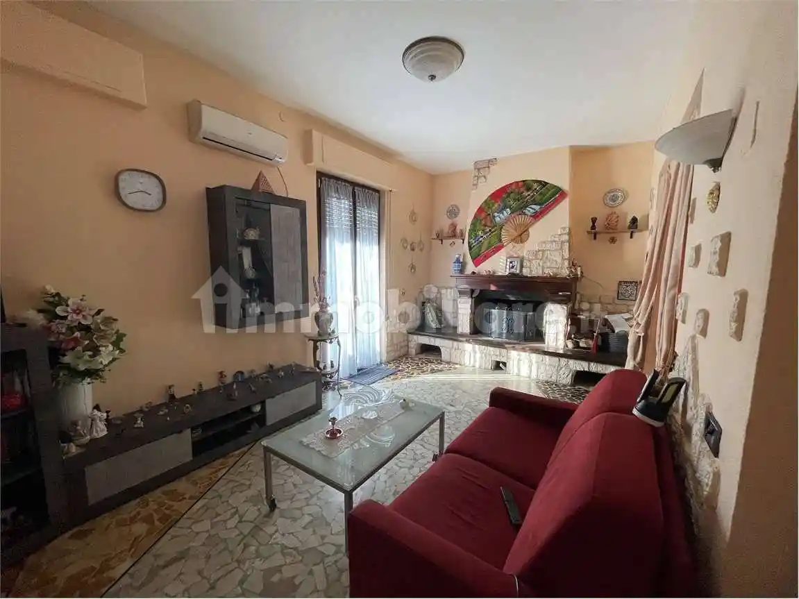 Casa indipendente in vendita a Castelnuovo Magra